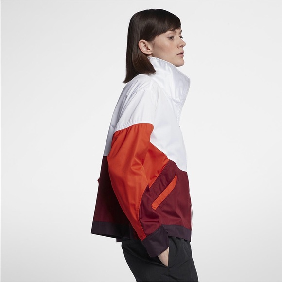 NIKE AIR WOMENS WOVEN JACKET SIZE XS NWT - Picture 5 of 7